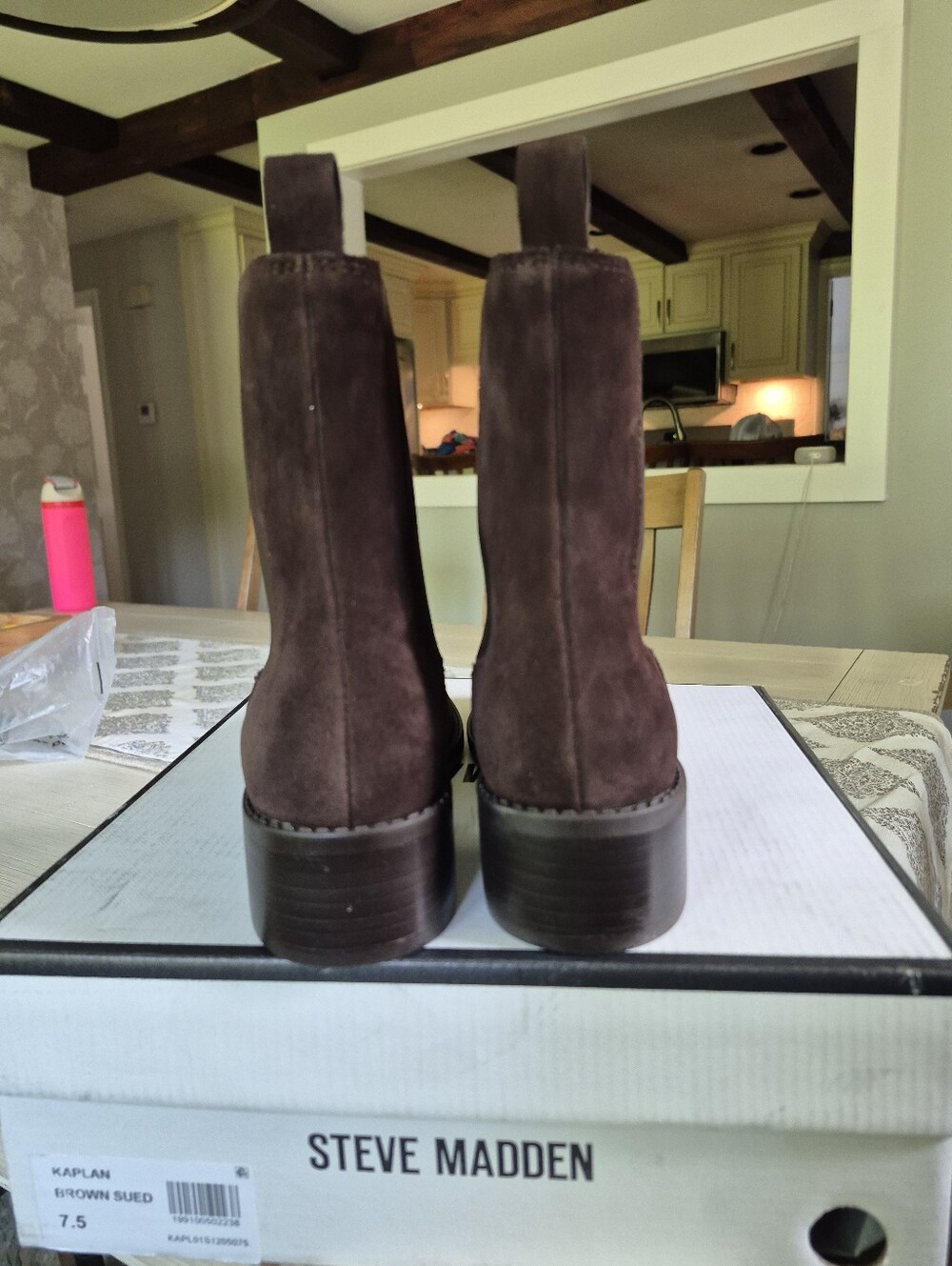 NWT Steve Madden Ankle Boot in Dark Brown Suede Sz 7.5 - Picture 3 of 6
